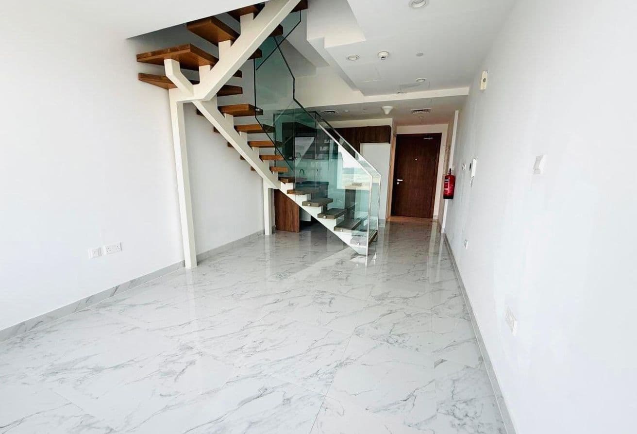 2BHK Sky Home | Peaceful Society | Vacant — photo 3
