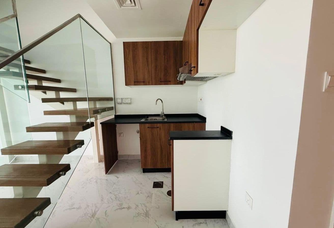 2BHK Sky Home | Peaceful Society | Vacant — photo 5