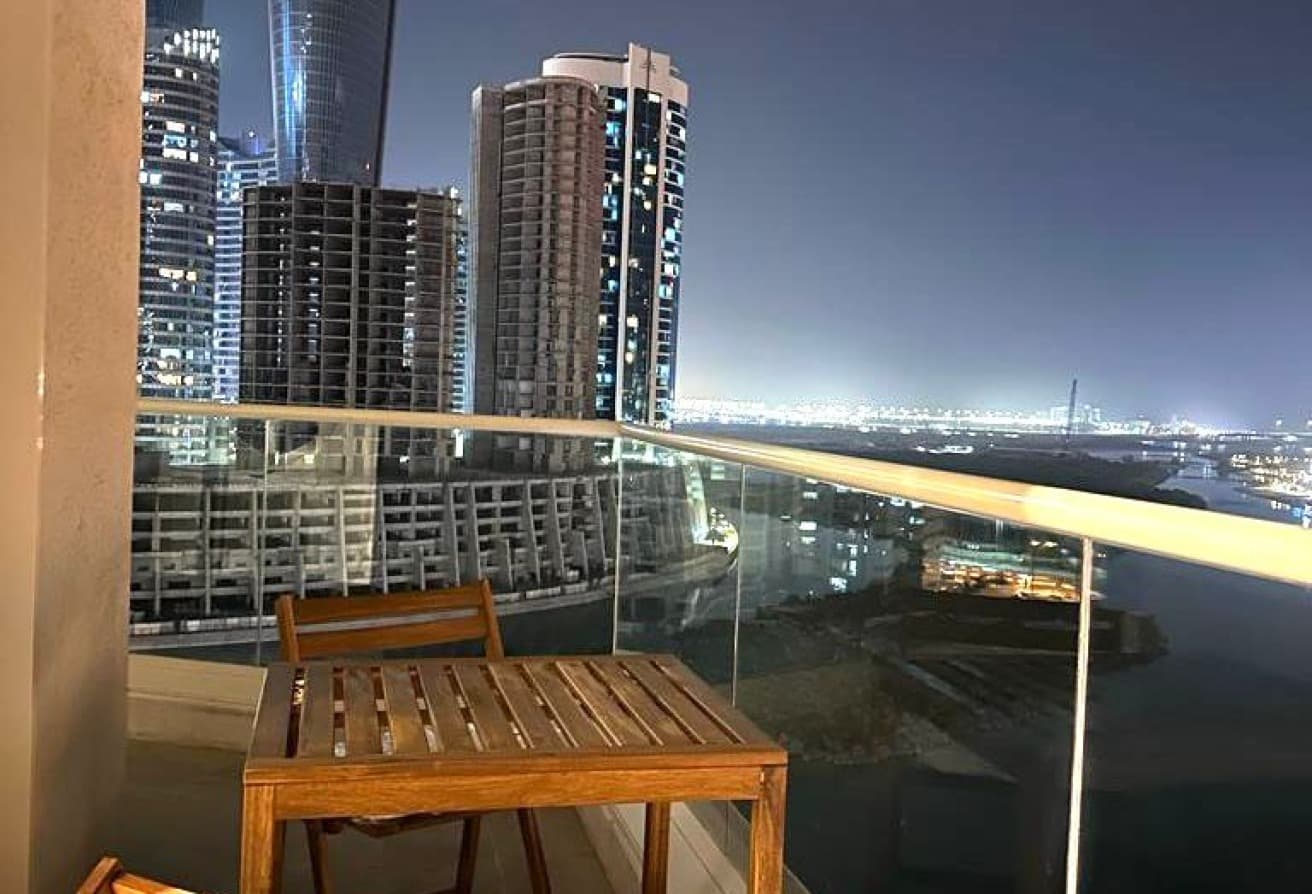 Spacious Layout | Large Balcony | Mangrove View — photo 4