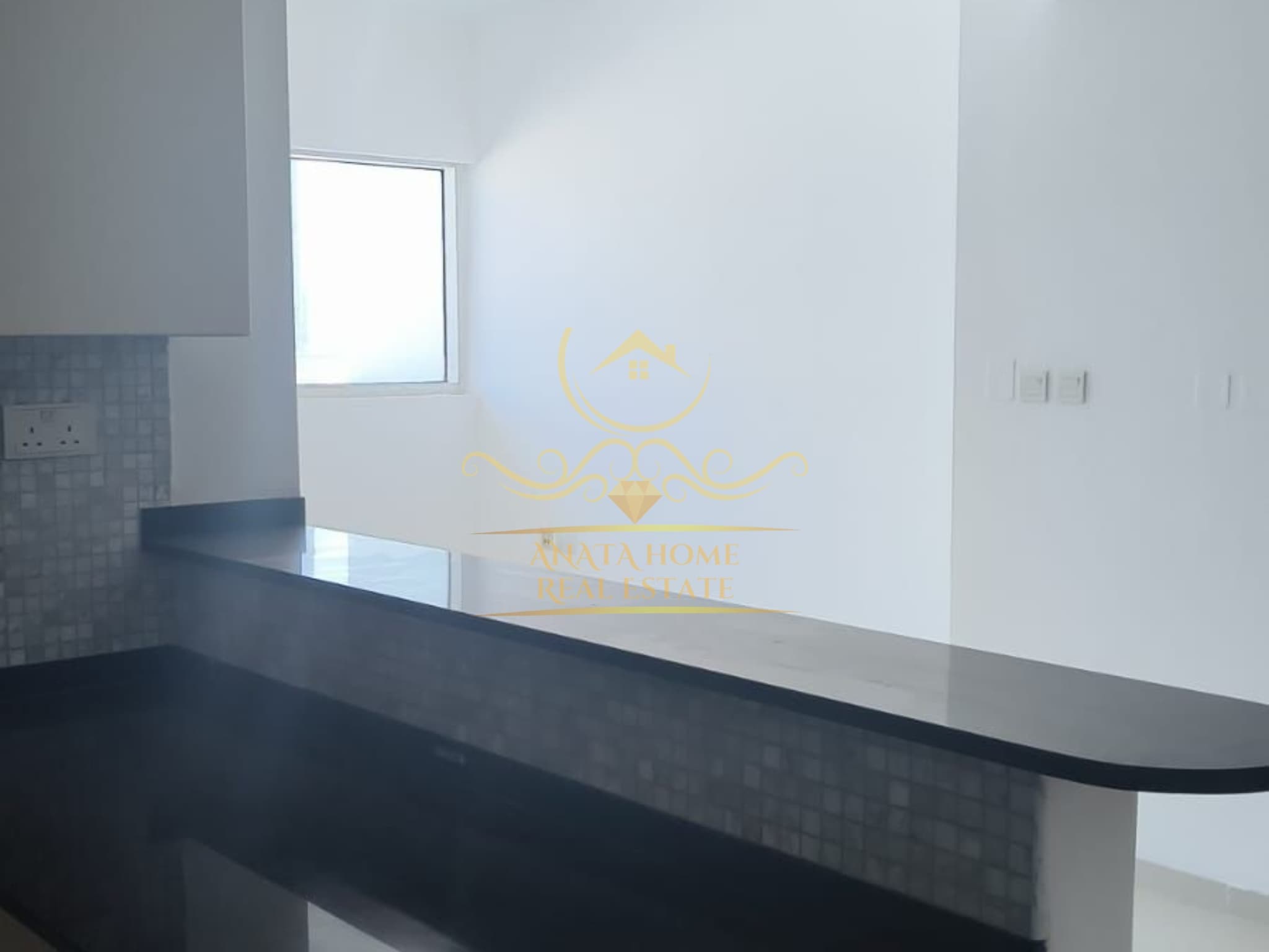 High Floor | Spacious Balcony | Vacant — photo 4