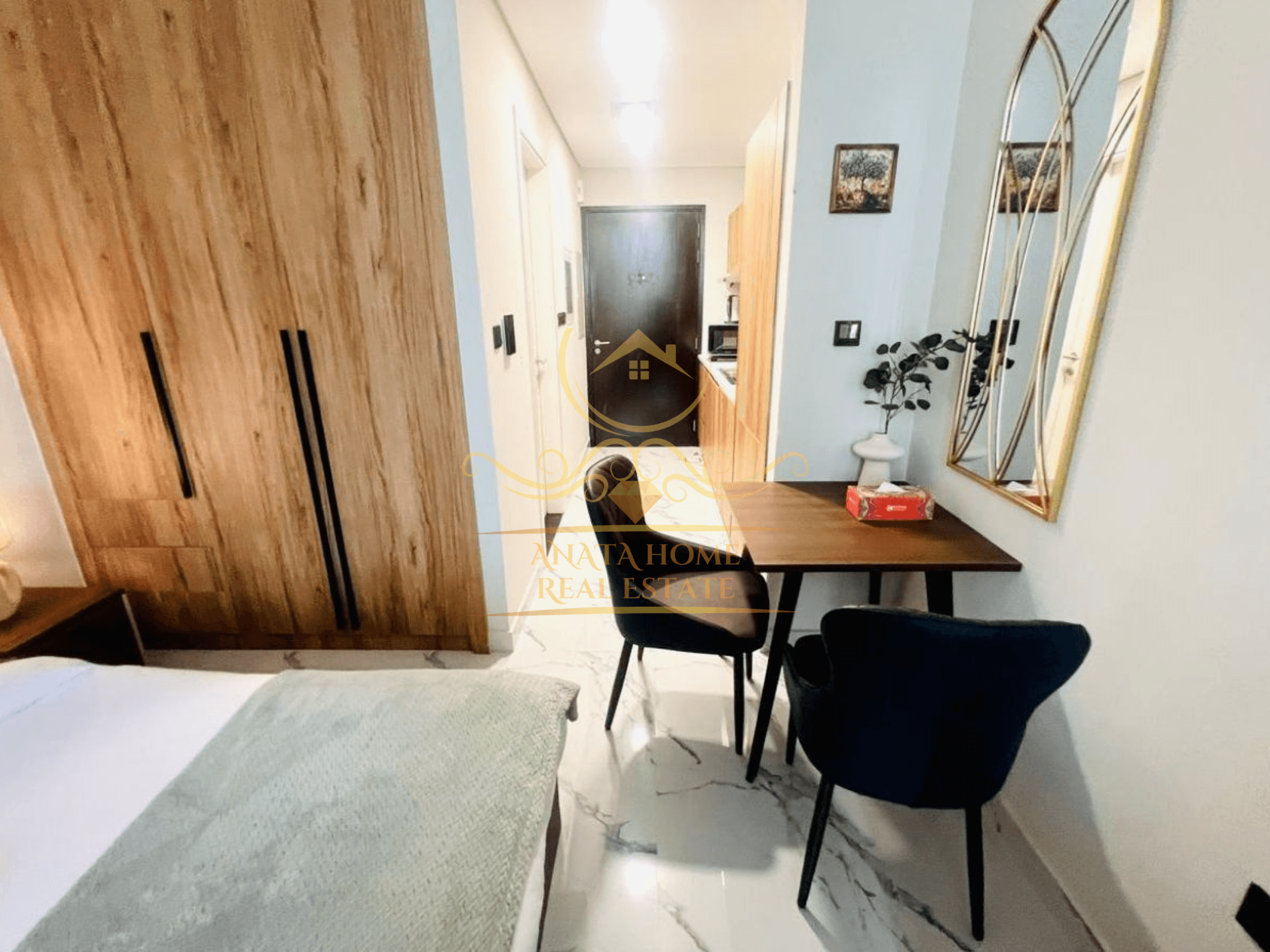 Furnished | Canal View | Vacant — photo 5