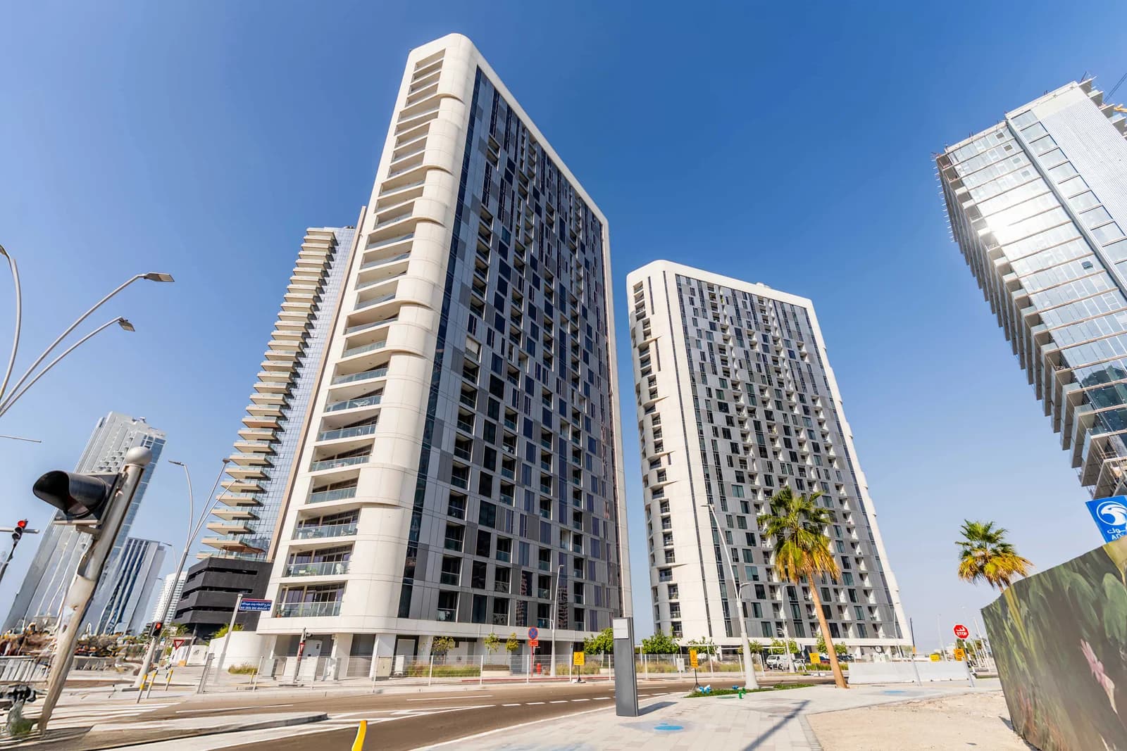 Great Views | Full Amenities | Vacant
