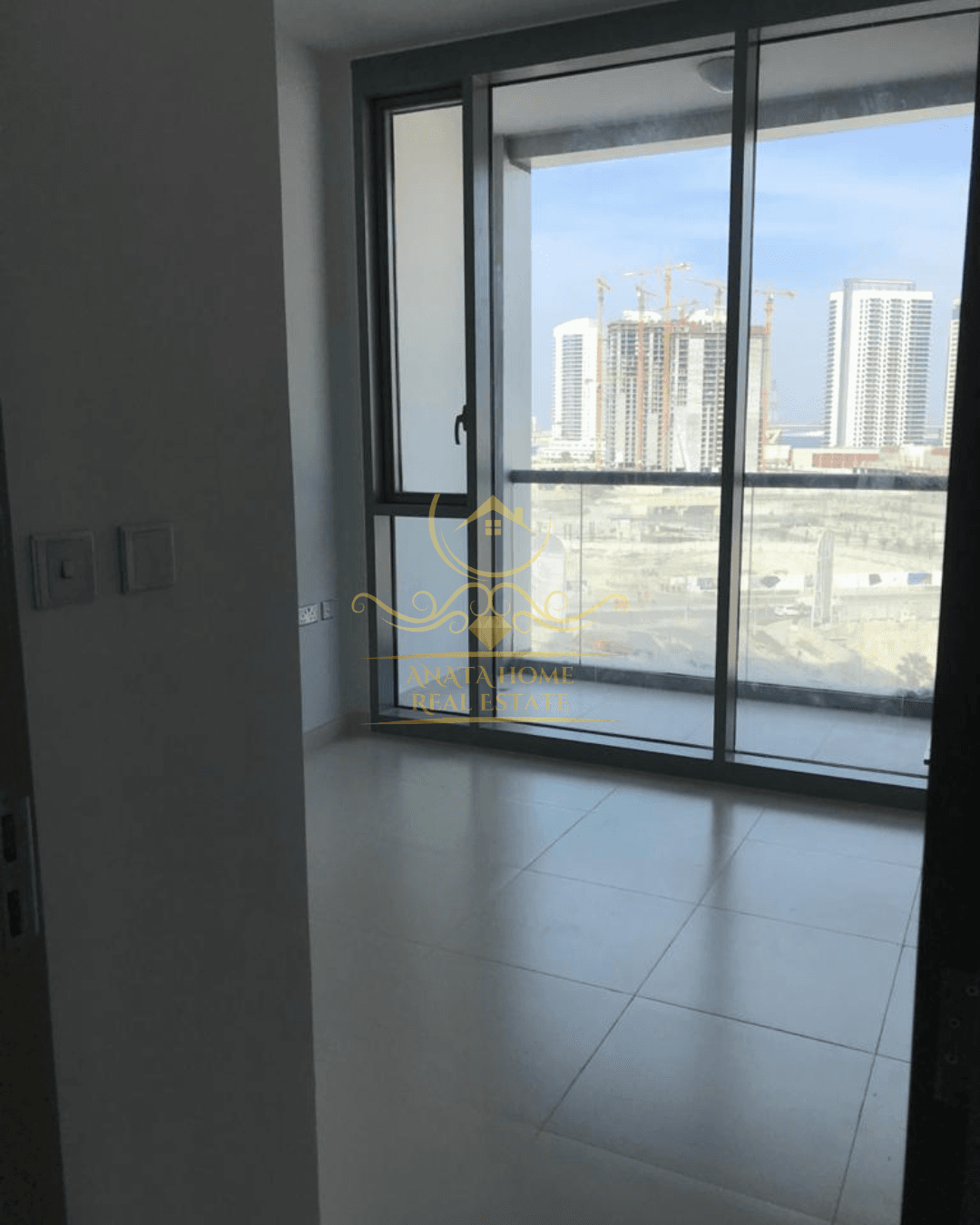 Great Views | Full Amenities | Vacant — photo 5