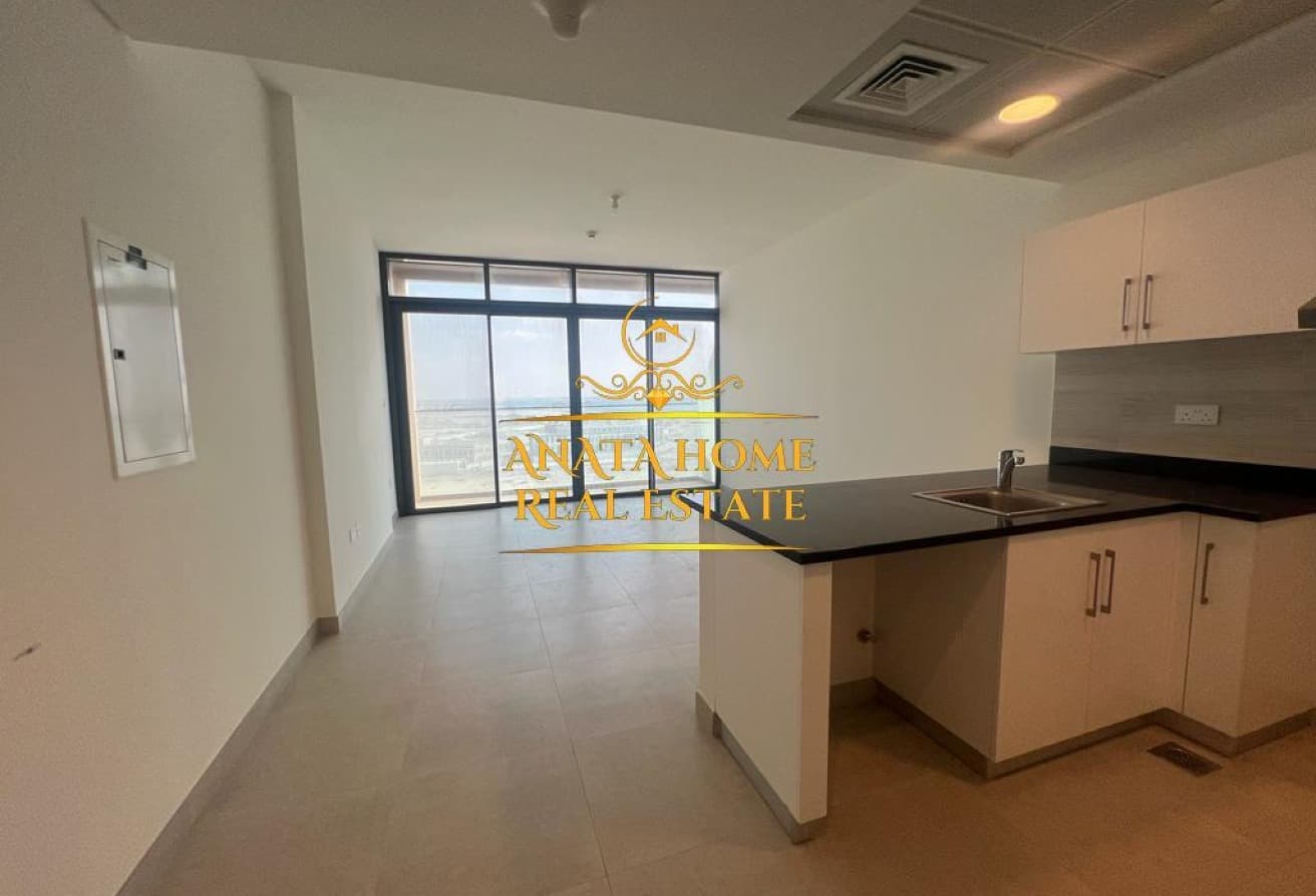 Prime Location | Great Facilities | Vacant — photo 2