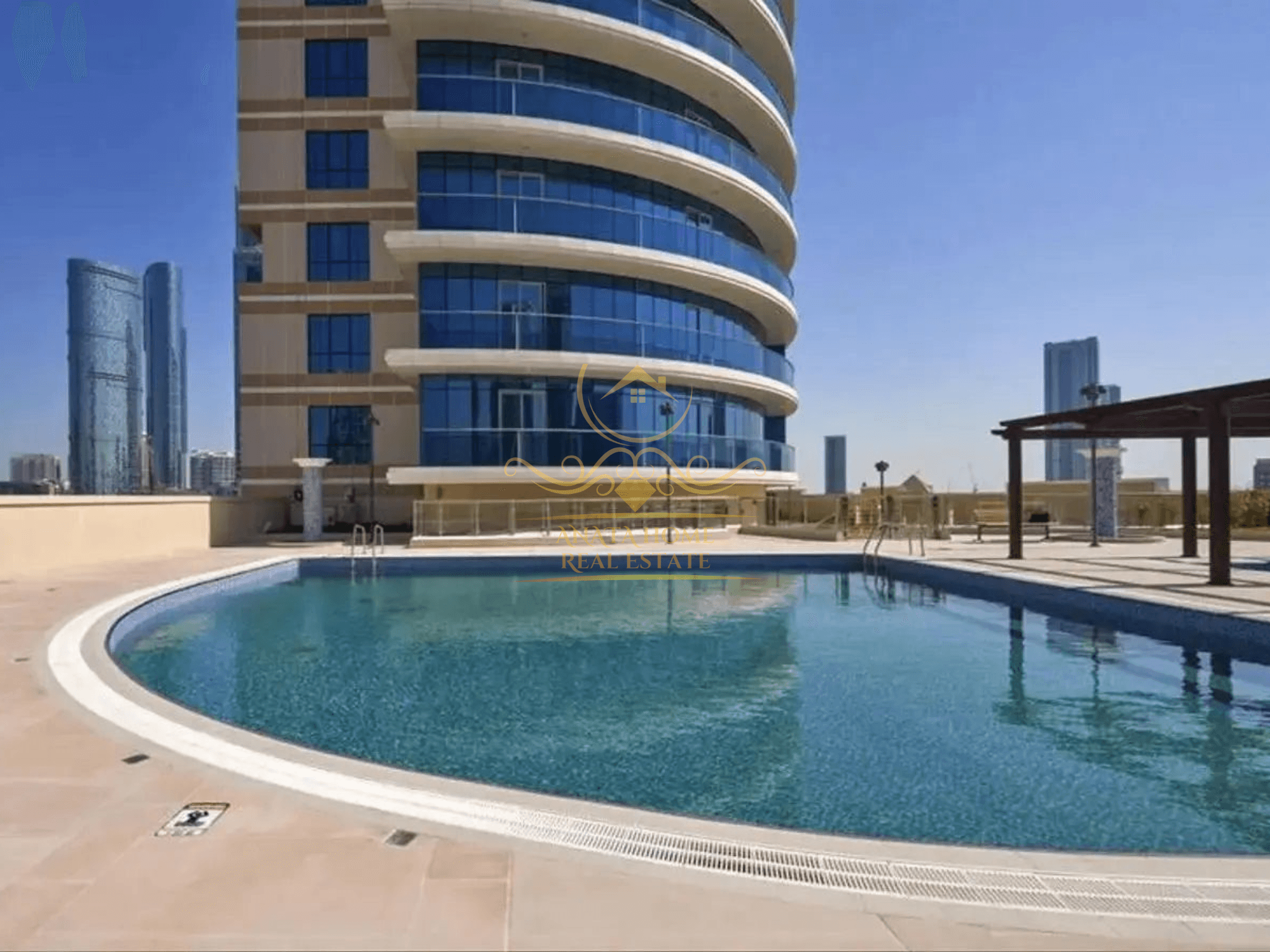 Spacious Layout | Canal View | Vacant — photo 2