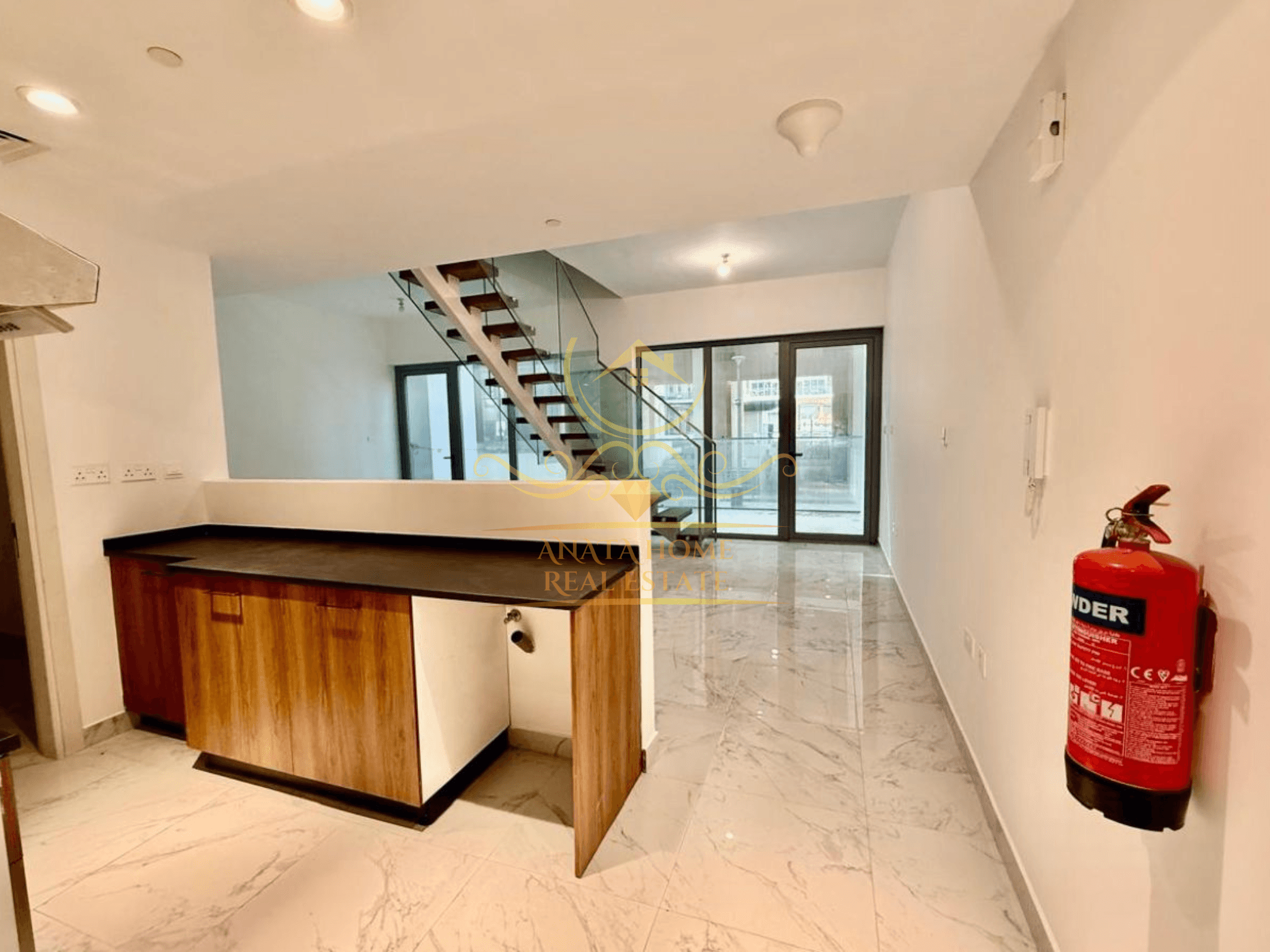 Deluxe Duplex | 3BR+1 | Private Garden — photo 2