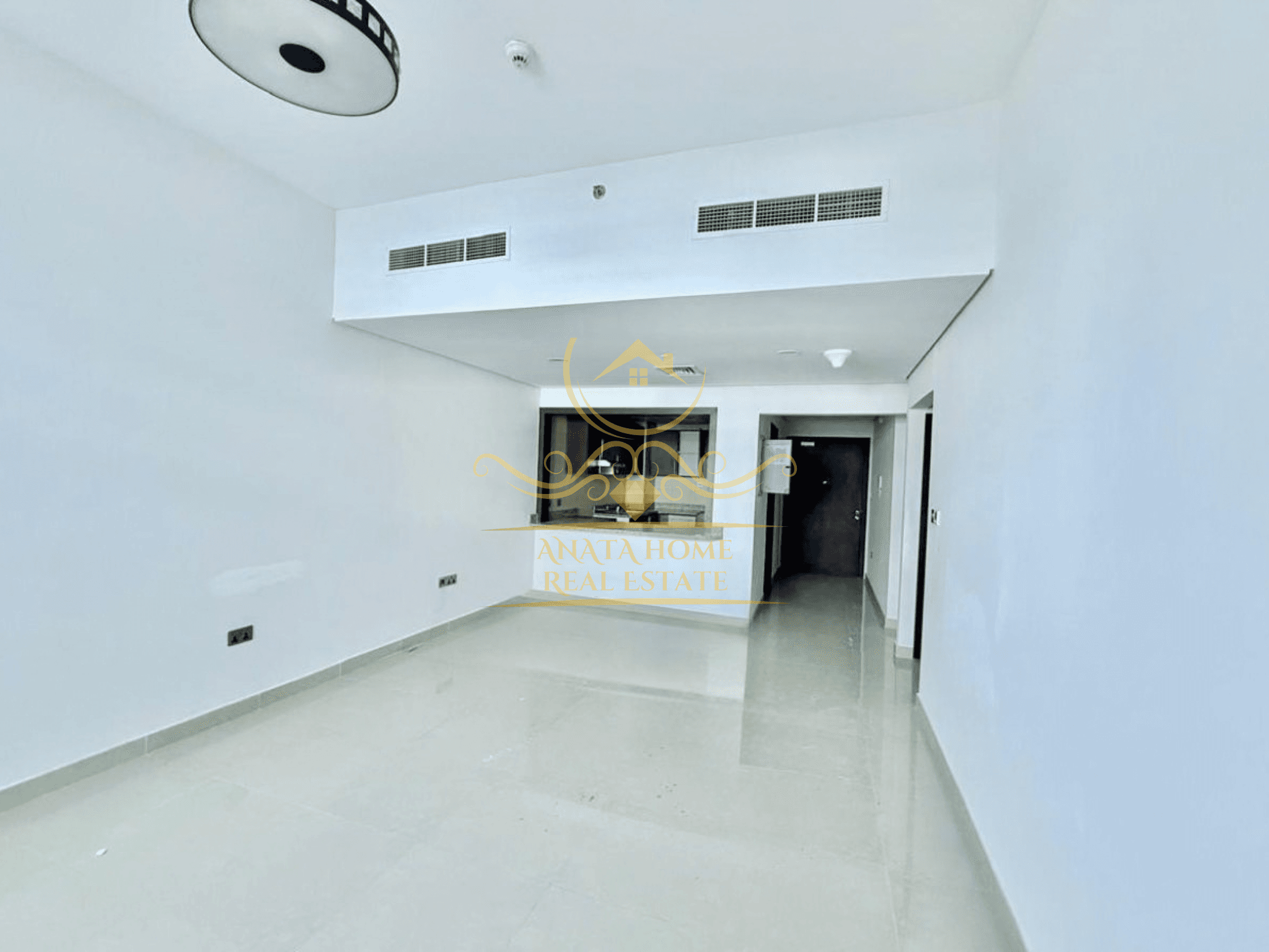 Well Maintained 2BHK | All Amenities | Vacant — photo 3